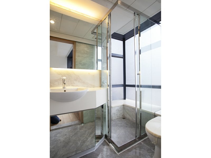 https://img.propertyraptor.com/cdn-cgi/imagedelivery/KD5bF_AFL0JDTbKLWF7z9g/ap8/ap8_001/hornet/prp/img/1fa525f6781702320934a4edc3140843.jpg/public
