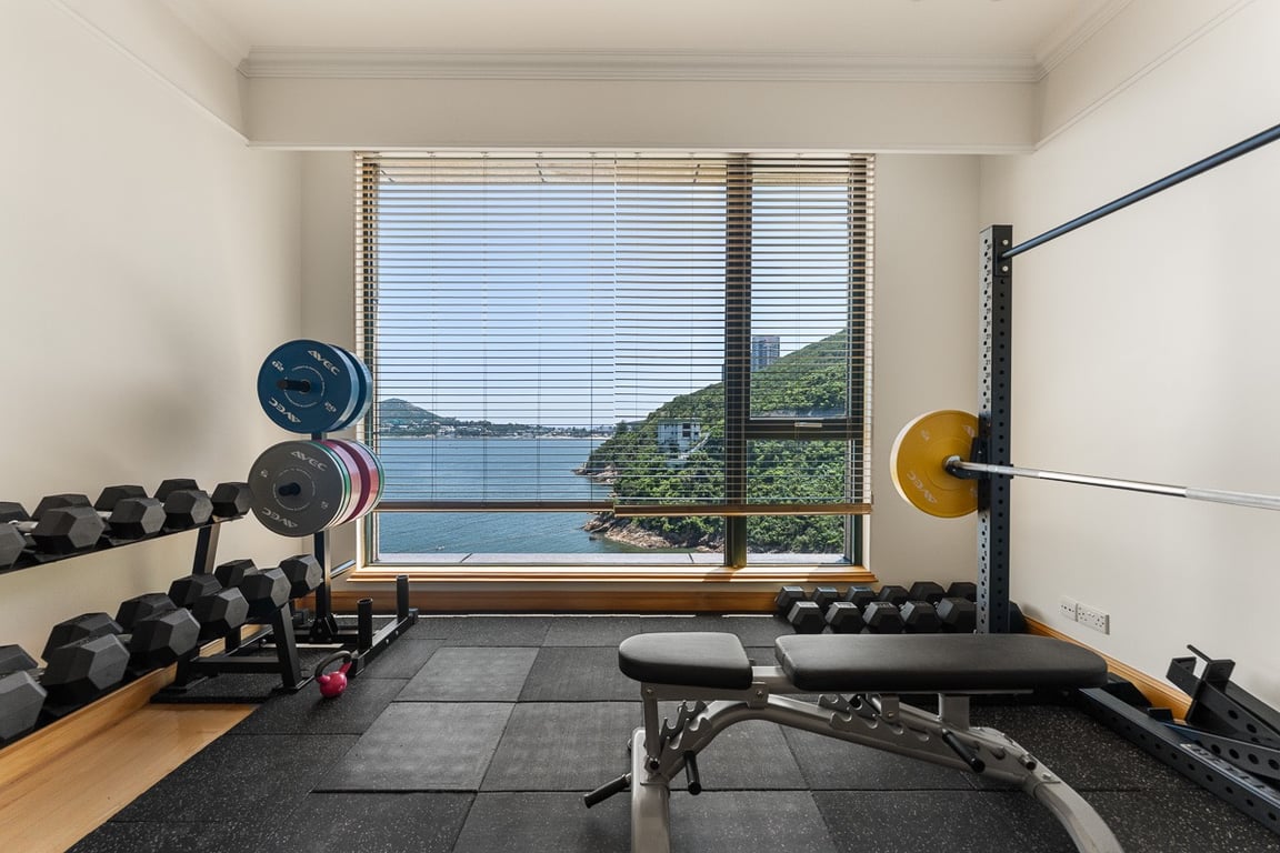 https://img.propertyraptor.com/cdn-cgi/imagedelivery/KD5bF_AFL0JDTbKLWF7z9g/ap8/ap8_001/hornet/prp/img/1fda159385db02c40f37df98df4c4b29-wtm.jpg/public