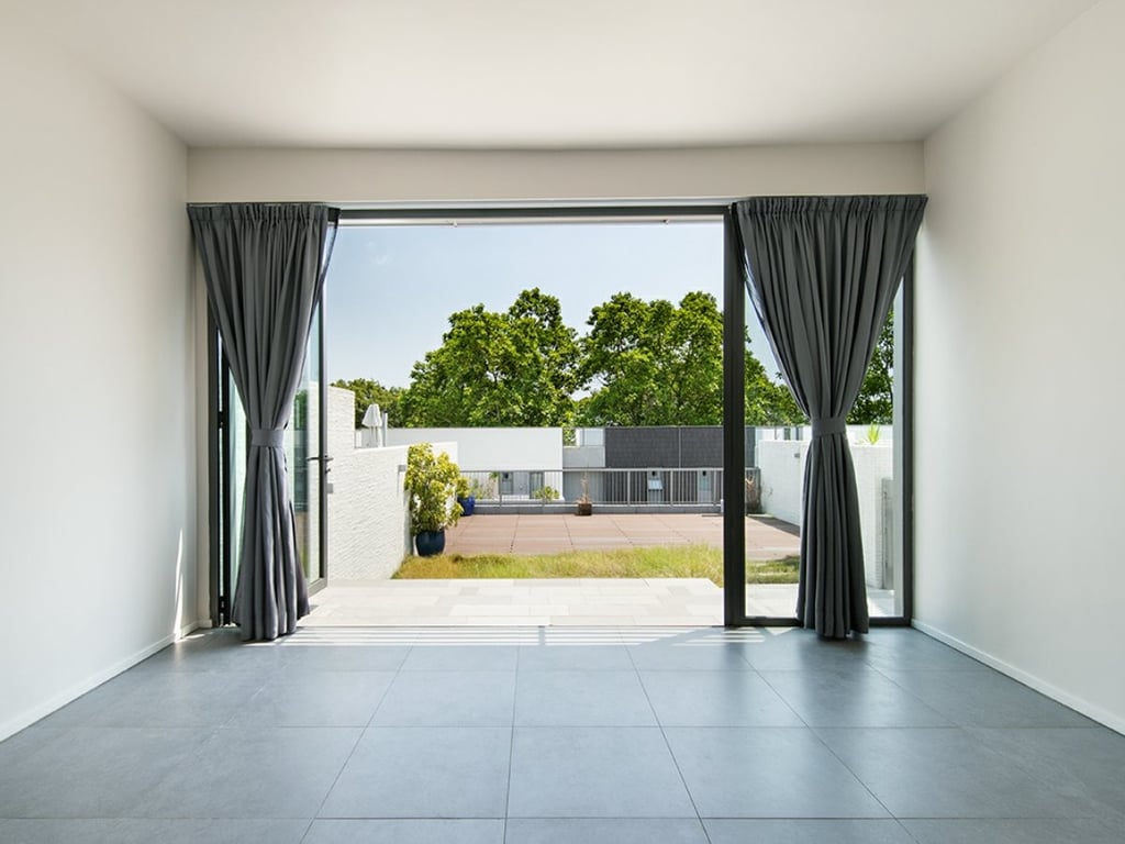 https://img.propertyraptor.com/cdn-cgi/imagedelivery/KD5bF_AFL0JDTbKLWF7z9g/ap8/ap8_001/hornet/prp/img/20001a7db413dbdc8bc7e41e001ee2a6-wtm.jpg/public