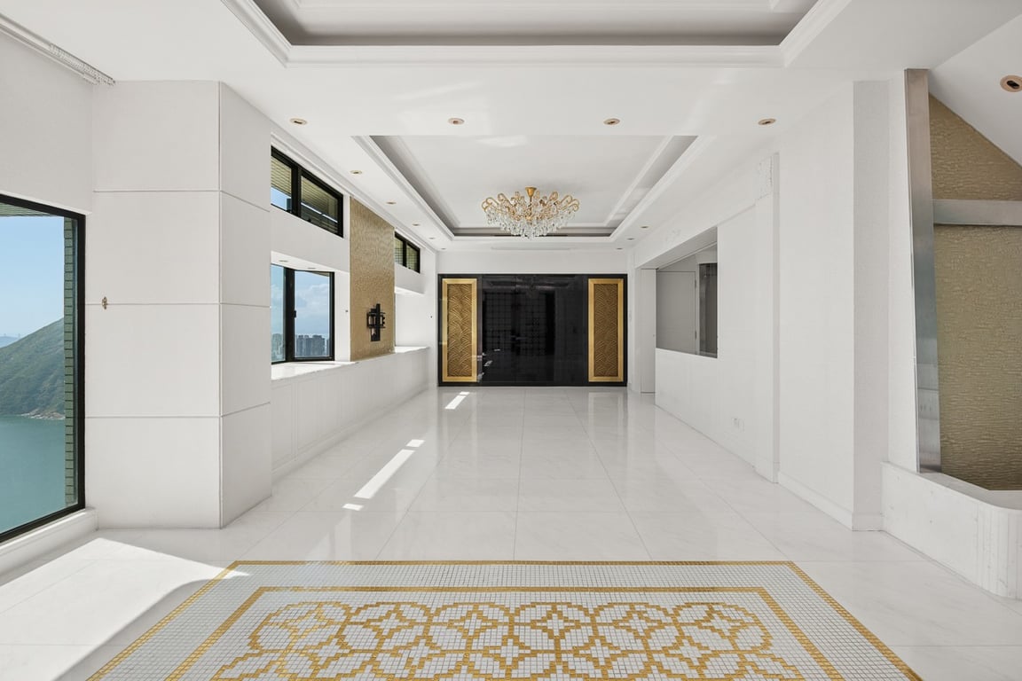 37 Repulse Bay Road