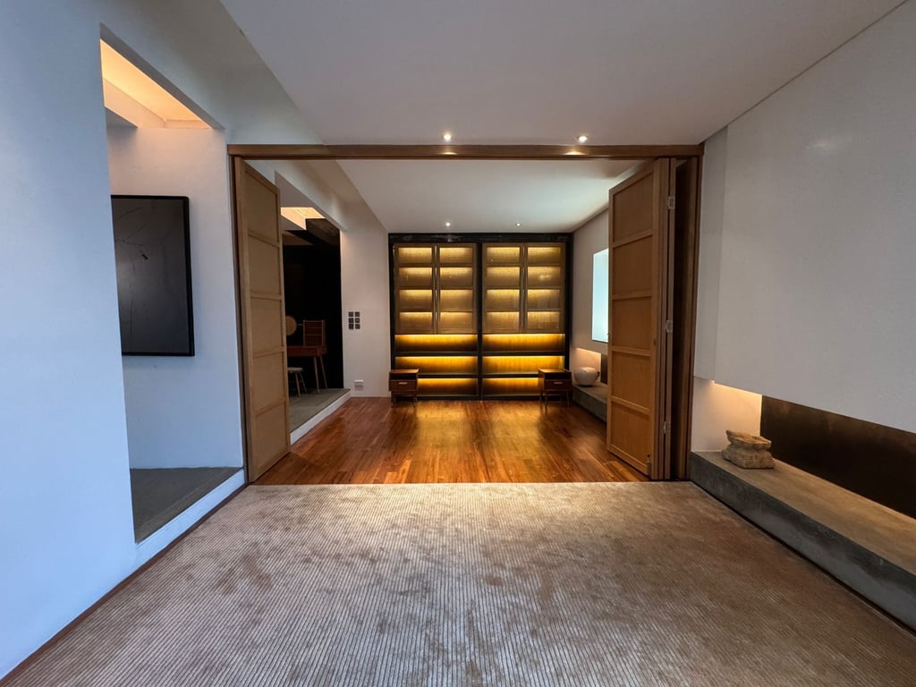 https://img.propertyraptor.com/cdn-cgi/imagedelivery/KD5bF_AFL0JDTbKLWF7z9g/ap8/ap8_001/hornet/prp/img/20390cc54af4c091e5e6d9de13b12a4b-wtm.jpg/public