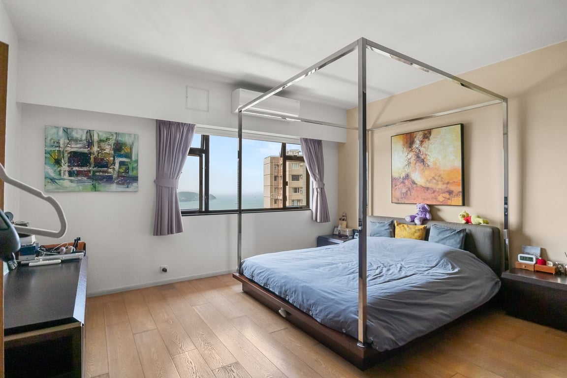 https://img.propertyraptor.com/cdn-cgi/imagedelivery/KD5bF_AFL0JDTbKLWF7z9g/ap8/ap8_001/hornet/prp/img/205f6e36c93e293b5028f1dd677b8977-wtm.jpg/public