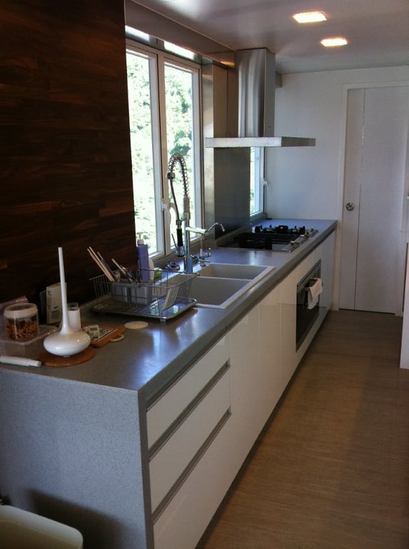 https://img.propertyraptor.com/cdn-cgi/imagedelivery/KD5bF_AFL0JDTbKLWF7z9g/ap8/ap8_001/hornet/prp/img/207694d326d072cc42c5ce57e991467e-wtm.jpg/public