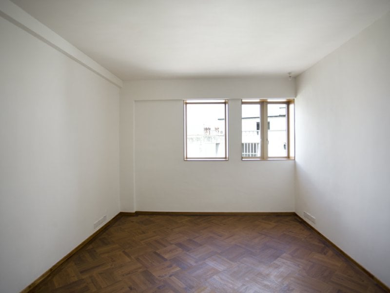 https://img.propertyraptor.com/cdn-cgi/imagedelivery/KD5bF_AFL0JDTbKLWF7z9g/ap8/ap8_001/hornet/prp/img/20dd4c7596749fda959fb66d49a2d456.jpg/public