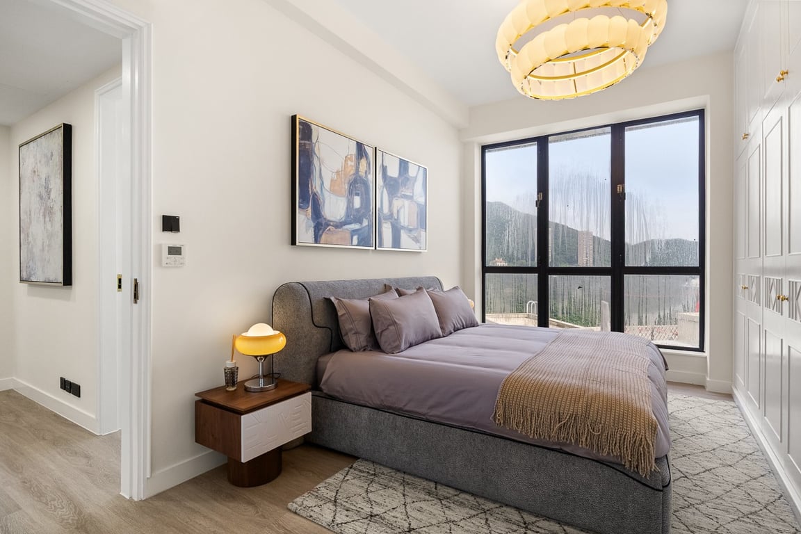 https://img.propertyraptor.com/cdn-cgi/imagedelivery/KD5bF_AFL0JDTbKLWF7z9g/ap8/ap8_001/hornet/prp/img/214582642ec6c89cc456bb1bbe11517f-wtm.jpg/public