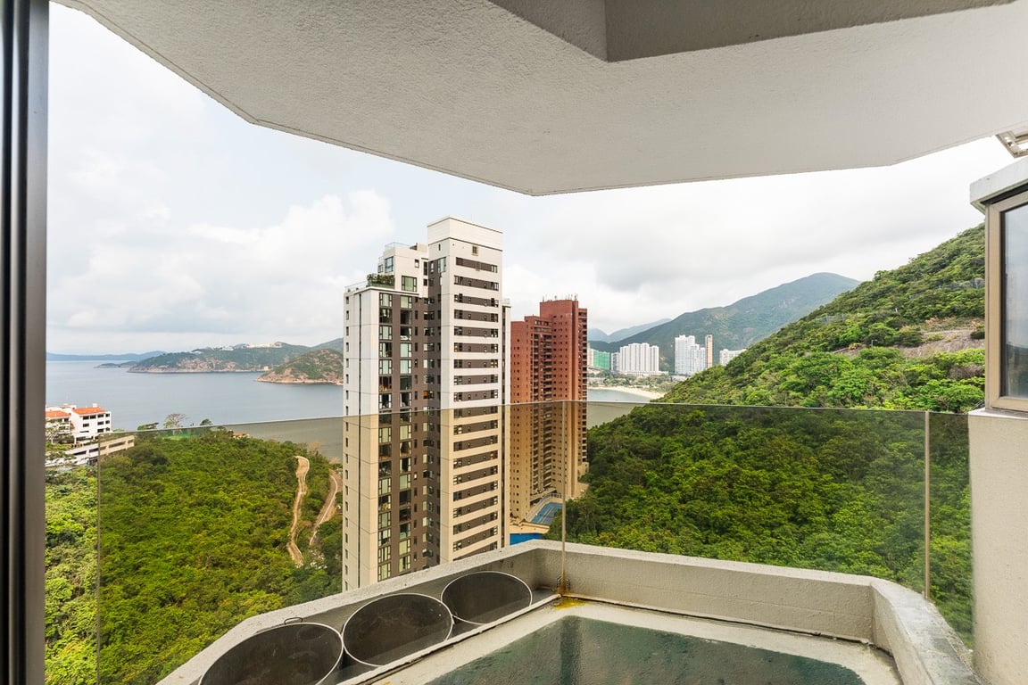 https://img.propertyraptor.com/cdn-cgi/imagedelivery/KD5bF_AFL0JDTbKLWF7z9g/ap8/ap8_001/hornet/prp/img/216f8bb544cc062bab465ed2da87e385-wtm.jpg/public
