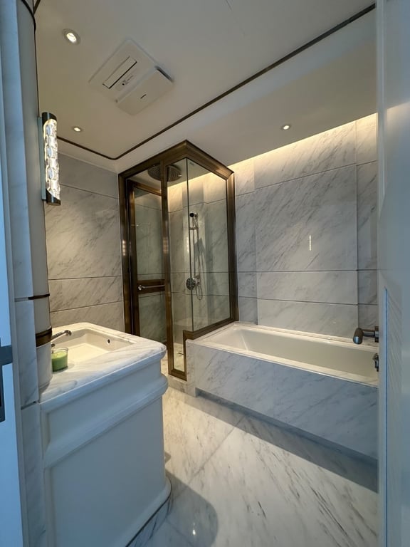 https://img.propertyraptor.com/cdn-cgi/imagedelivery/KD5bF_AFL0JDTbKLWF7z9g/ap8/ap8_001/hornet/prp/img/2257bc336045d7361b3b4c53fbbb3012-wtm.jpg/public