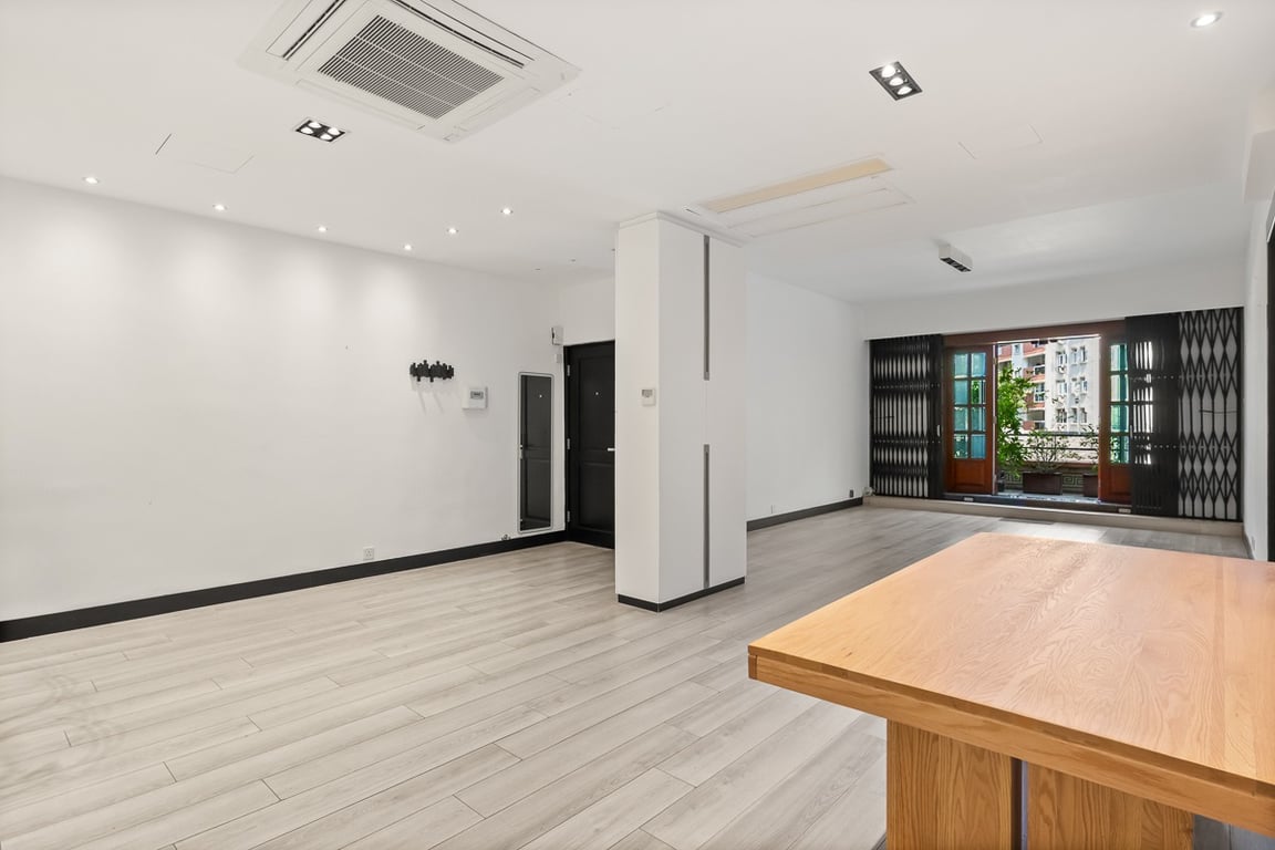 1 Briar Avenue
