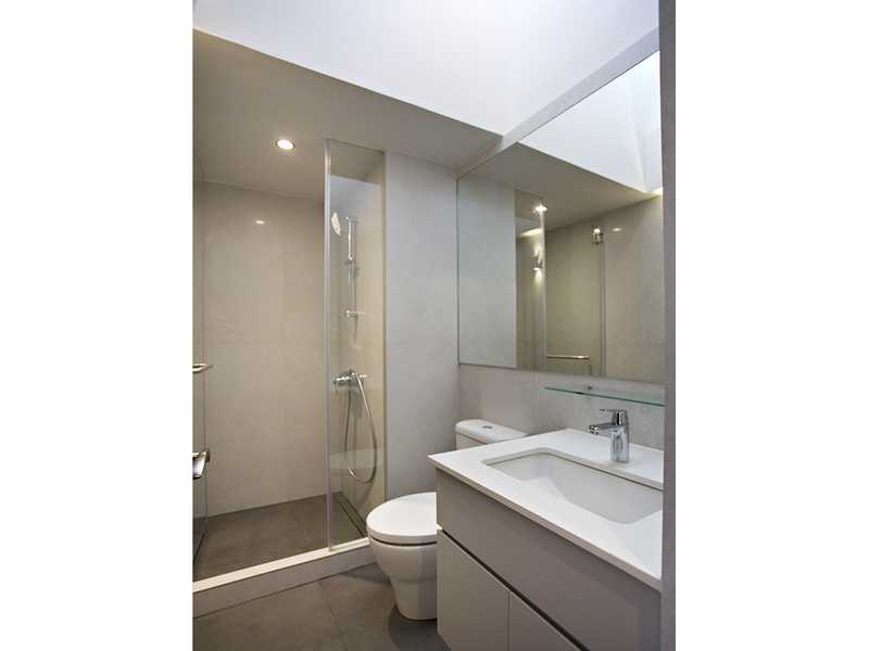 https://img.propertyraptor.com/cdn-cgi/imagedelivery/KD5bF_AFL0JDTbKLWF7z9g/ap8/ap8_001/hornet/prp/img/235ee81f434d285ae365504498e3f0b2.jpg/public