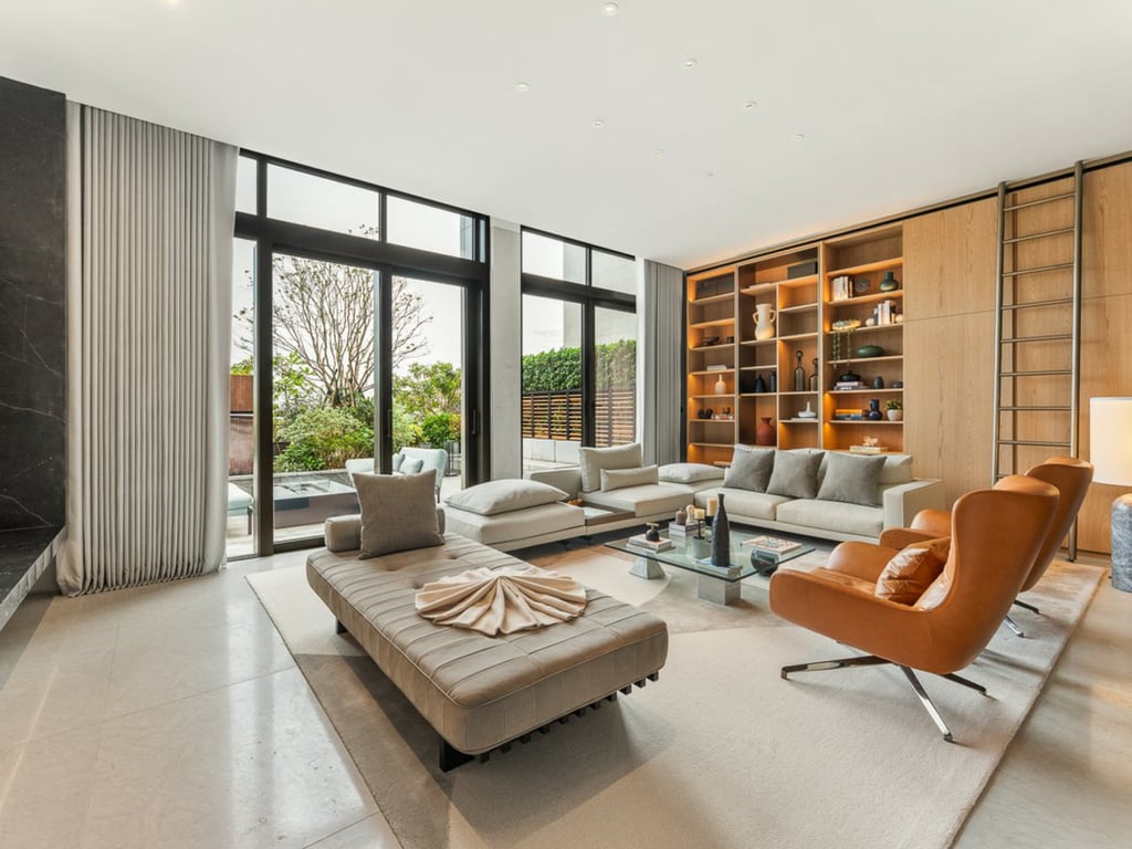 Lucca Avenue Hse 2