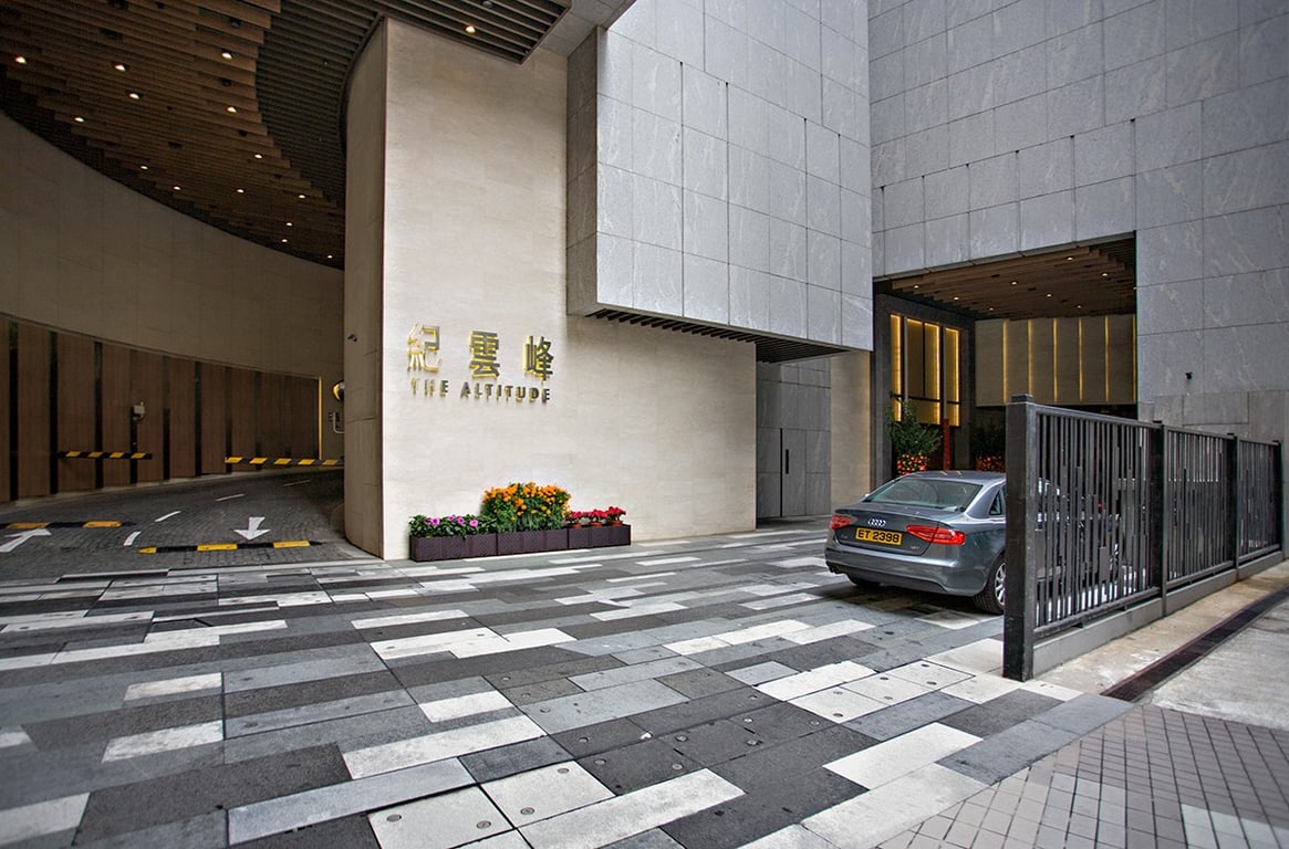 https://img.propertyraptor.com/cdn-cgi/imagedelivery/KD5bF_AFL0JDTbKLWF7z9g/ap8/ap8_001/hornet/prp/img/2499ed1a3e7f14a1053c33de823826ab-wtm.jpg/public