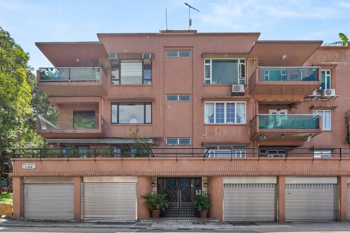 https://img.propertyraptor.com/cdn-cgi/imagedelivery/KD5bF_AFL0JDTbKLWF7z9g/ap8/ap8_001/hornet/prp/img/24f357a883cef5da53e7ce64e0200043-wtm.jpg/public
