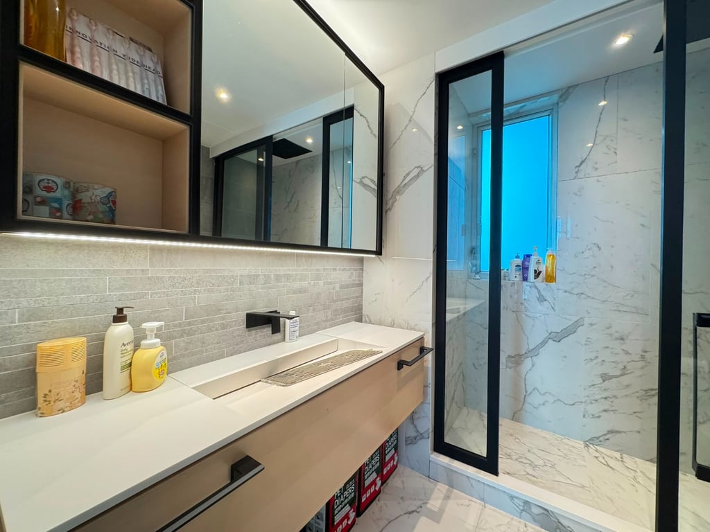 https://img.propertyraptor.com/cdn-cgi/imagedelivery/KD5bF_AFL0JDTbKLWF7z9g/ap8/ap8_001/hornet/prp/img/2543ec3f5b9af0455926c3c7564d5f11-wtm.jpg/public
