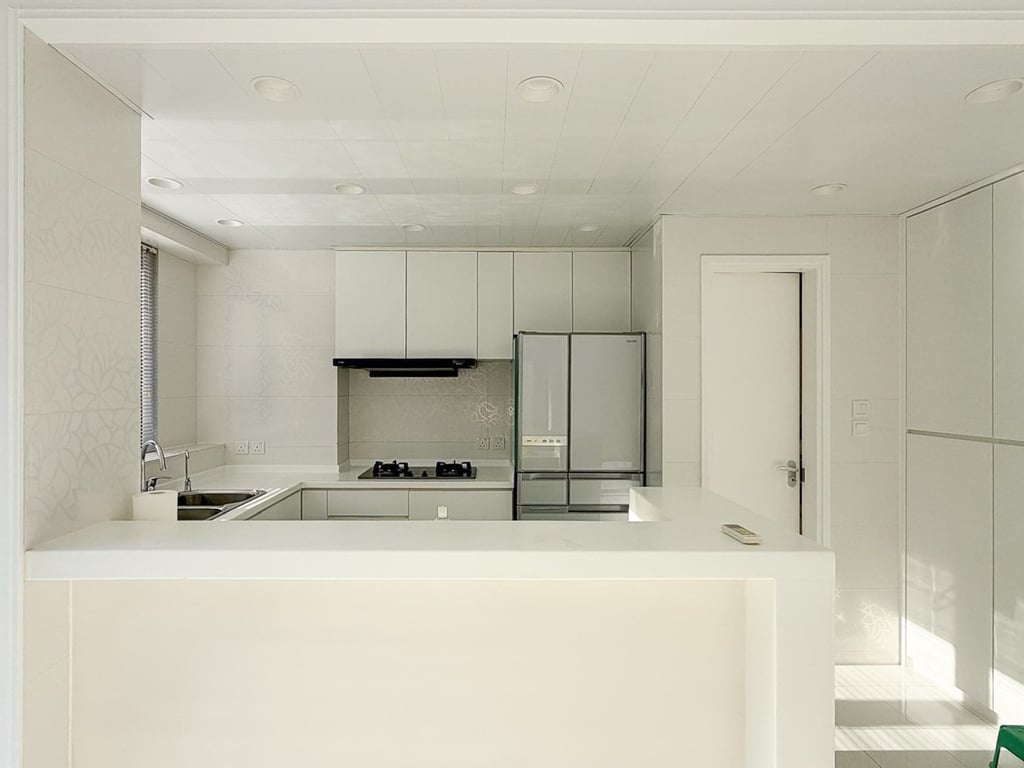 https://img.propertyraptor.com/cdn-cgi/imagedelivery/KD5bF_AFL0JDTbKLWF7z9g/ap8/ap8_001/hornet/prp/img/25559697be48eaa559739ad81749ea23-wtm.jpg/public
