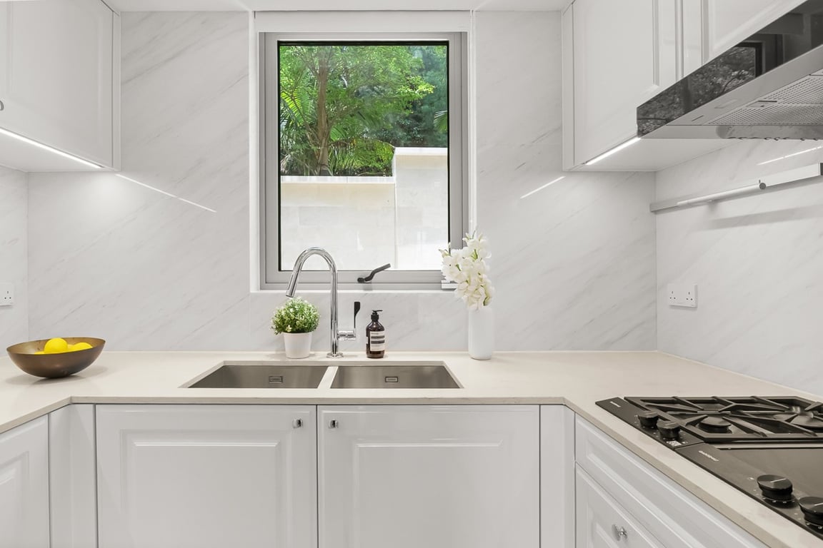 https://img.propertyraptor.com/cdn-cgi/imagedelivery/KD5bF_AFL0JDTbKLWF7z9g/ap8/ap8_001/hornet/prp/img/2593084d60bb3bc1b5df849f3aaa6f4d-wtm.jpg/public