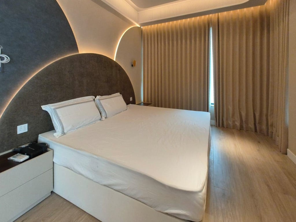 https://img.propertyraptor.com/cdn-cgi/imagedelivery/KD5bF_AFL0JDTbKLWF7z9g/ap8/ap8_001/hornet/prp/img/259aa045b363b3c4611476ba45c22cf9-wtm.jpg/public