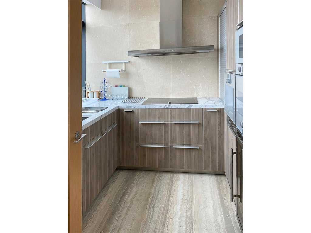 https://img.propertyraptor.com/cdn-cgi/imagedelivery/KD5bF_AFL0JDTbKLWF7z9g/ap8/ap8_001/hornet/prp/img/25de2ce2a2144cc3cd2250393d2e6622-wtm.jpg/public