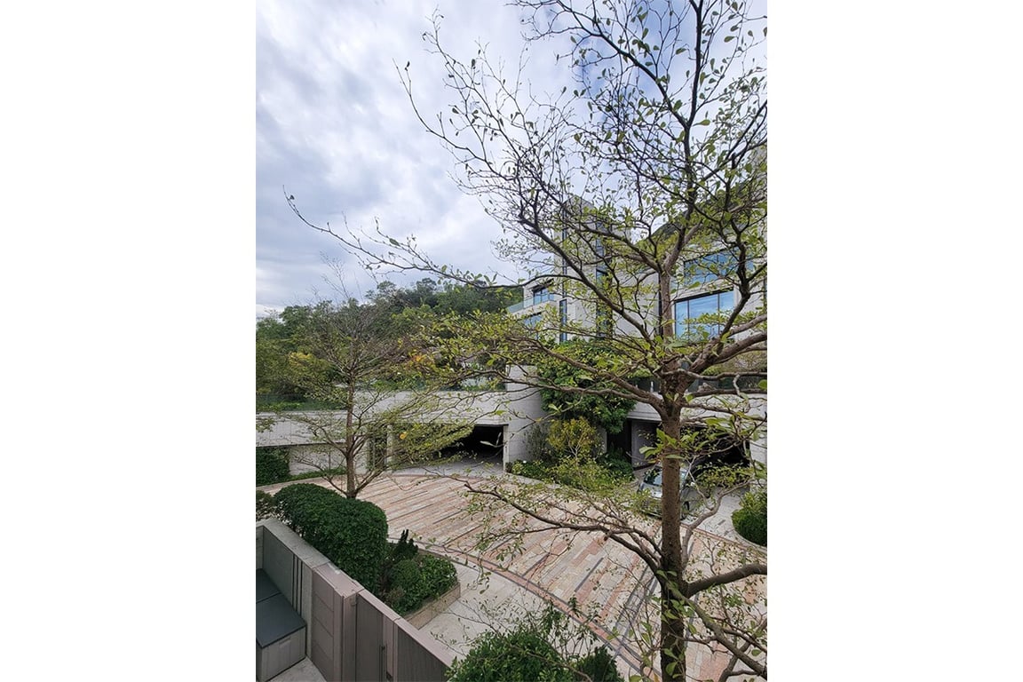 https://img.propertyraptor.com/cdn-cgi/imagedelivery/KD5bF_AFL0JDTbKLWF7z9g/ap8/ap8_001/hornet/prp/img/26b2e49a41c1ca231f7e66626d5ed31d-wtm.jpg/public
