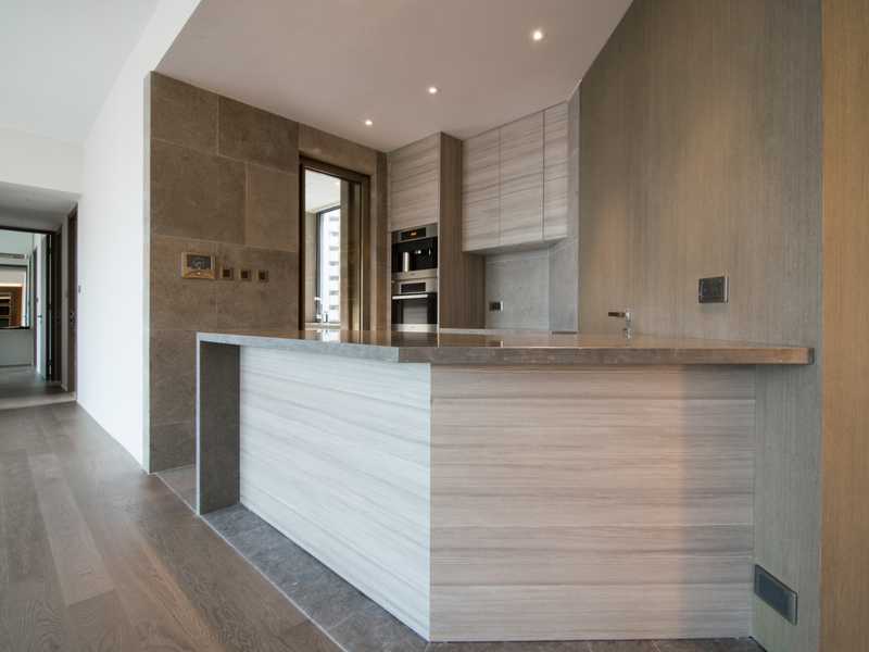 https://img.propertyraptor.com/cdn-cgi/imagedelivery/KD5bF_AFL0JDTbKLWF7z9g/ap8/ap8_001/hornet/prp/img/26b8773b8ae25b3974ab6beaa6a267d9.jpg/public