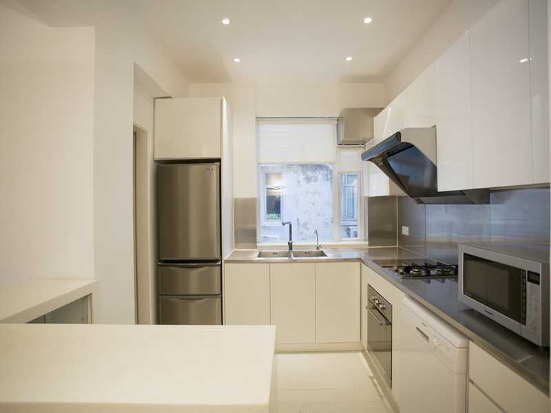 https://img.propertyraptor.com/cdn-cgi/imagedelivery/KD5bF_AFL0JDTbKLWF7z9g/ap8/ap8_001/hornet/prp/img/274903161367b9bbbb16f6316be62255.jpg/public