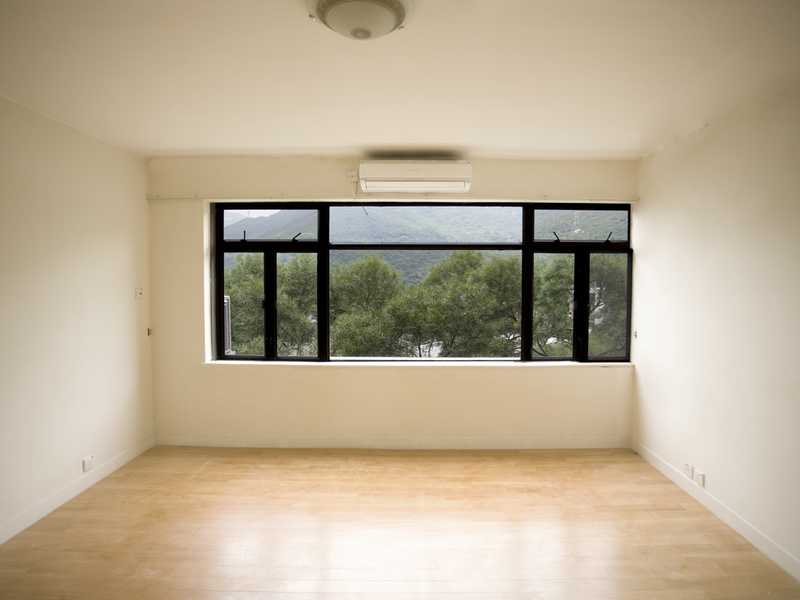 https://img.propertyraptor.com/cdn-cgi/imagedelivery/KD5bF_AFL0JDTbKLWF7z9g/ap8/ap8_001/hornet/prp/img/27b0c50f1bcb2e3f2c328e19389d9e47.jpg/public