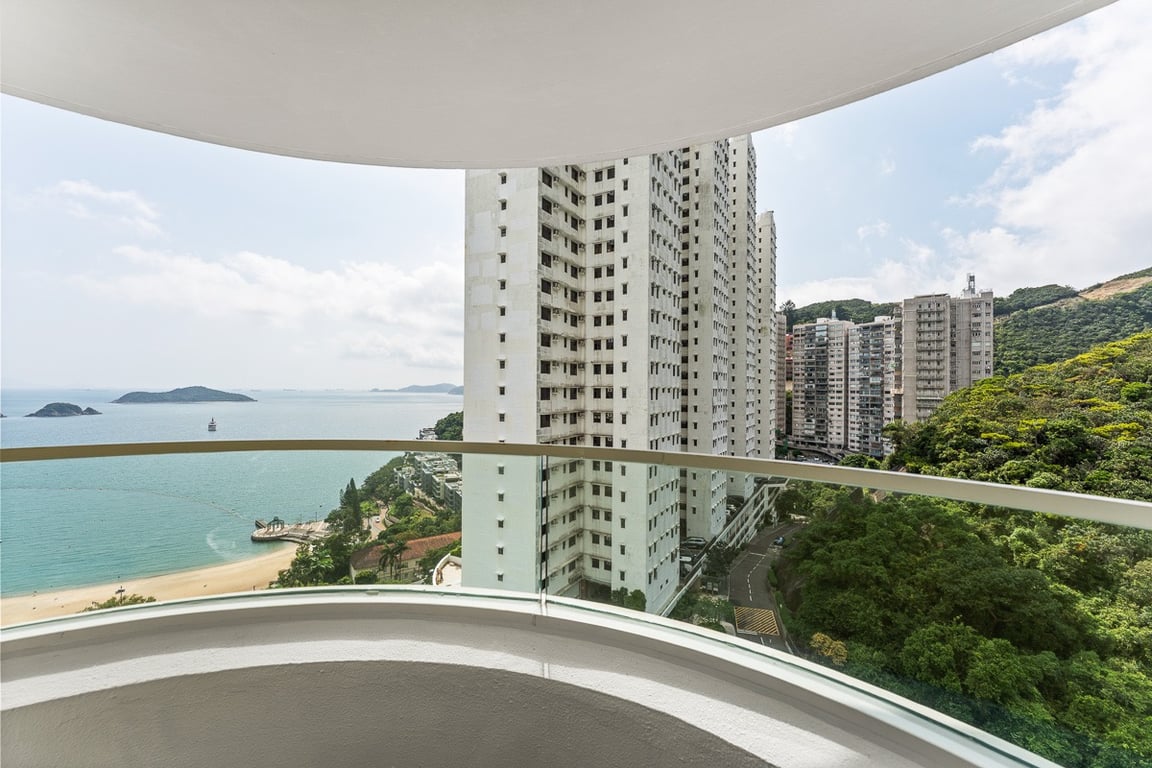 https://img.propertyraptor.com/cdn-cgi/imagedelivery/KD5bF_AFL0JDTbKLWF7z9g/ap8/ap8_001/hornet/prp/img/27c6af892a52b9090e928c3eaaa3f265-wtm.jpg/public