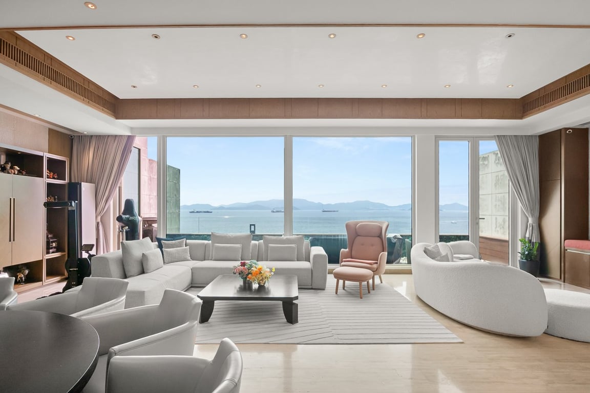 https://img.propertyraptor.com/cdn-cgi/imagedelivery/KD5bF_AFL0JDTbKLWF7z9g/ap8/ap8_001/hornet/prp/img/280c4bb3ddedaf321078301a3fd45542-wtm.jpg/public