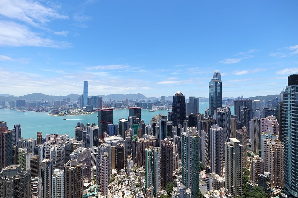 https://img.propertyraptor.com/cdn-cgi/imagedelivery/KD5bF_AFL0JDTbKLWF7z9g/ap8/ap8_001/hornet/prp/img/2829d6184e7d816cc8756e639f178428-wtm.jpg/public