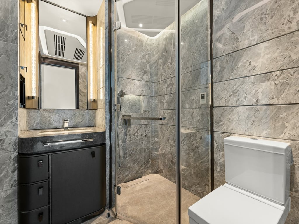 https://img.propertyraptor.com/cdn-cgi/imagedelivery/KD5bF_AFL0JDTbKLWF7z9g/ap8/ap8_001/hornet/prp/img/2853b9227f82124649475f45027f6e25-wtm.jpg/public