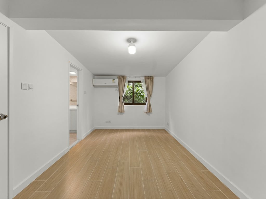 https://img.propertyraptor.com/cdn-cgi/imagedelivery/KD5bF_AFL0JDTbKLWF7z9g/ap8/ap8_001/hornet/prp/img/29d32f723caa5136dfbf79c85c9d2af4-wtm.jpg/public