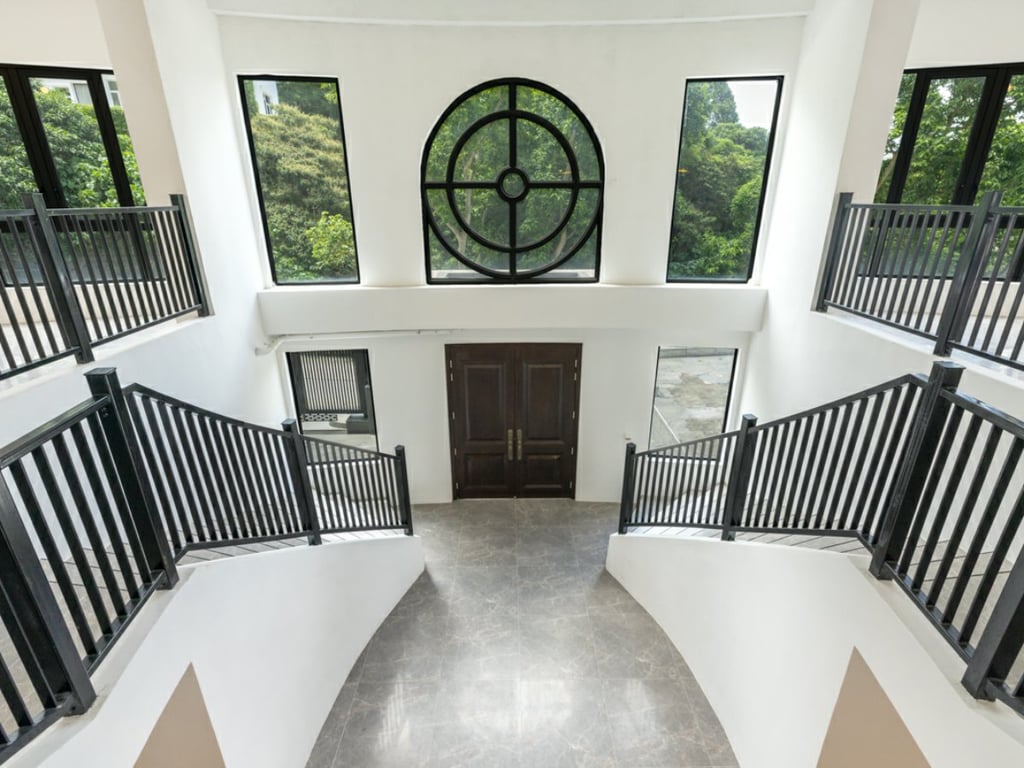 72 Repulse Bay Road