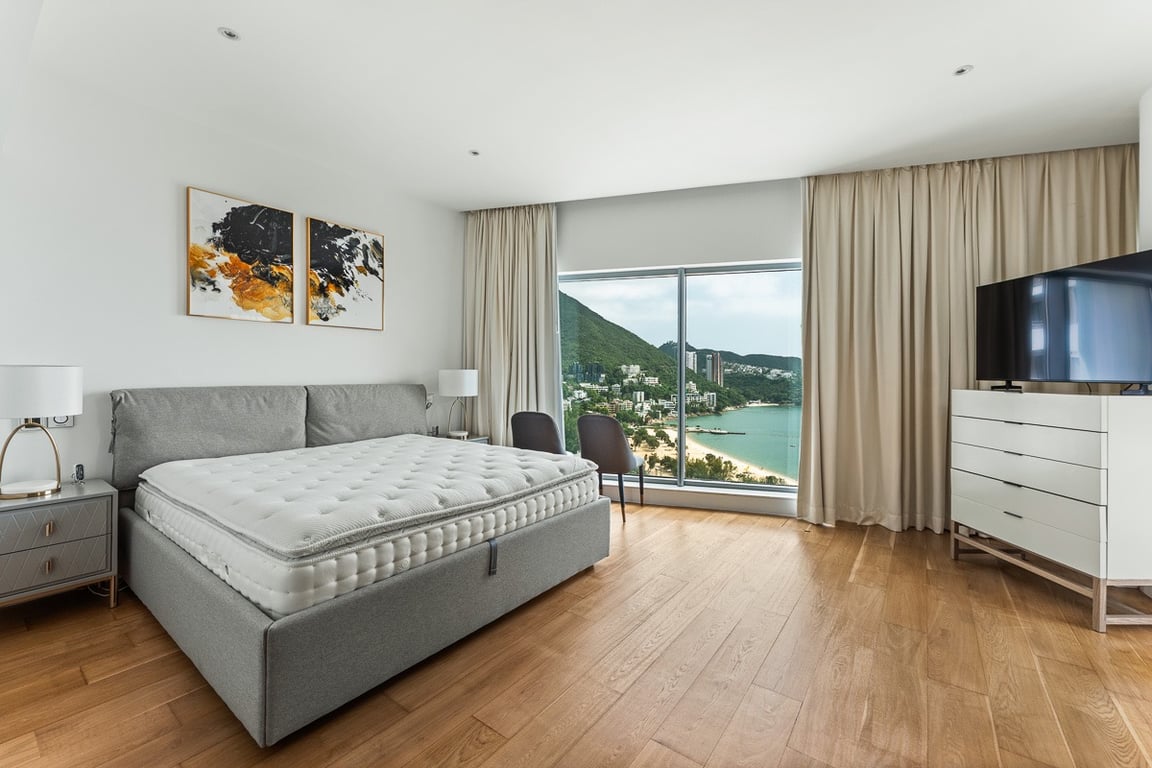 https://img.propertyraptor.com/cdn-cgi/imagedelivery/KD5bF_AFL0JDTbKLWF7z9g/ap8/ap8_001/hornet/prp/img/29fe51761d5b30556aa35f91dd8cea8c-wtm.jpg/public