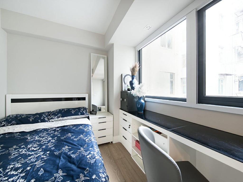 https://img.propertyraptor.com/cdn-cgi/imagedelivery/KD5bF_AFL0JDTbKLWF7z9g/ap8/ap8_001/hornet/prp/img/2a5ddabbdfd58ead8946ee40c938e9fa-wtm.jpg/public