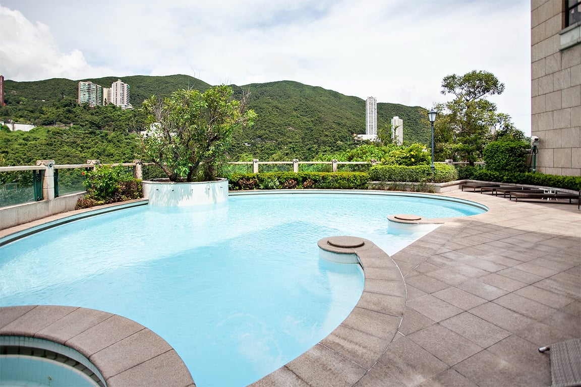 https://img.propertyraptor.com/cdn-cgi/imagedelivery/KD5bF_AFL0JDTbKLWF7z9g/ap8/ap8_001/hornet/prp/img/2ba6d21e8a56ee8a1a89a88a800663a4-wtm.jpg/public