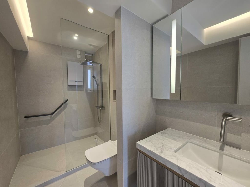 https://img.propertyraptor.com/cdn-cgi/imagedelivery/KD5bF_AFL0JDTbKLWF7z9g/ap8/ap8_001/hornet/prp/img/2c066b892a29be7770e3c57304873da2-wtm.jpg/public