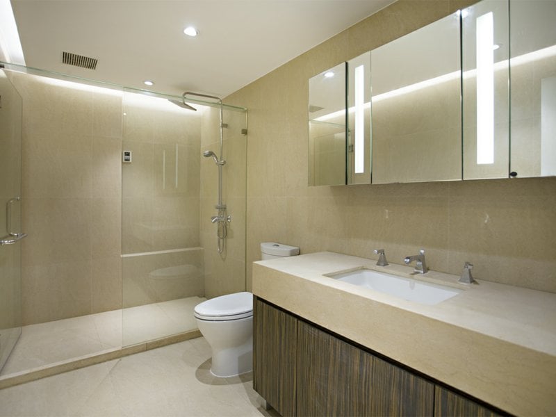 https://img.propertyraptor.com/cdn-cgi/imagedelivery/KD5bF_AFL0JDTbKLWF7z9g/ap8/ap8_001/hornet/prp/img/2c084f752d99676f5de2d952c2969207.jpg/public