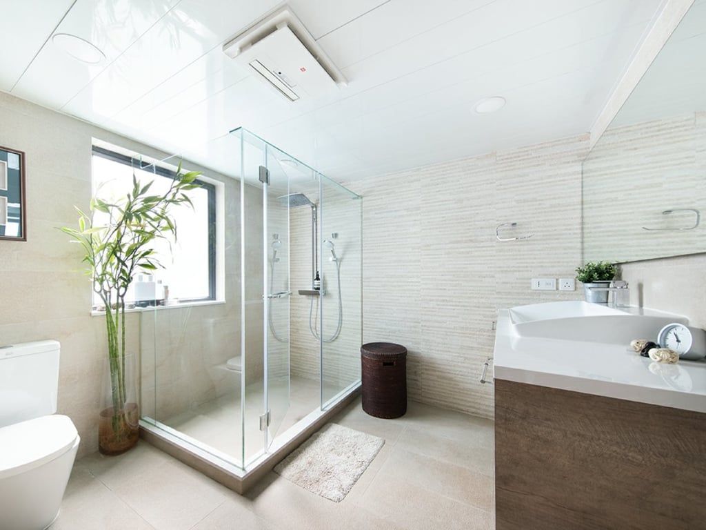 https://img.propertyraptor.com/cdn-cgi/imagedelivery/KD5bF_AFL0JDTbKLWF7z9g/ap8/ap8_001/hornet/prp/img/2c3ede8c8bb35de8f27a8bde4ed48f94.jpg/public