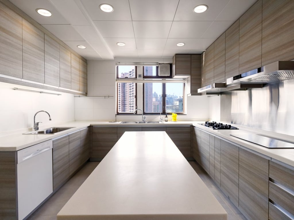 https://img.propertyraptor.com/cdn-cgi/imagedelivery/KD5bF_AFL0JDTbKLWF7z9g/ap8/ap8_001/hornet/prp/img/2c4458faaf5edcbea333dc9781272c0d.jpg/public