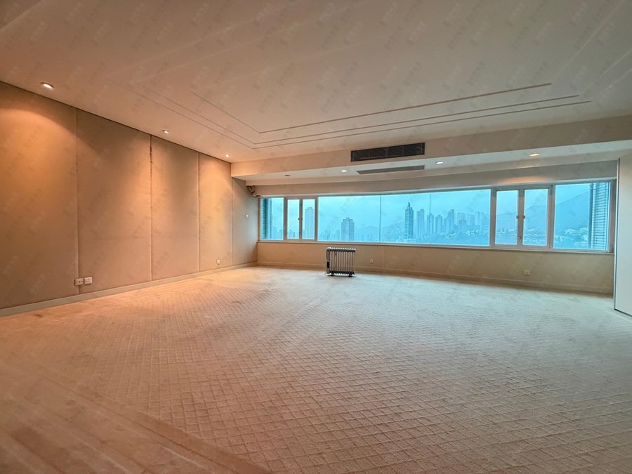 https://img.propertyraptor.com/cdn-cgi/imagedelivery/KD5bF_AFL0JDTbKLWF7z9g/ap8/ap8_001/hornet/prp/img/2c85e40ef100cbf1a402942b55d44359-wtm.jpg/public