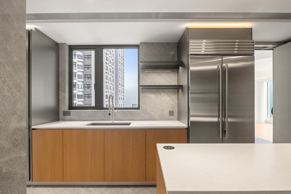 https://img.propertyraptor.com/cdn-cgi/imagedelivery/KD5bF_AFL0JDTbKLWF7z9g/ap8/ap8_001/hornet/prp/img/2c93b8be1ec7020f8f52e1f7b1793ea5-wtm.jpg/public