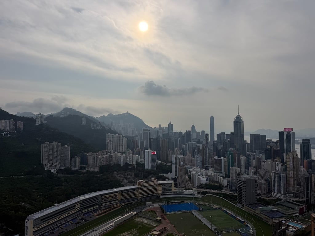 https://img.propertyraptor.com/cdn-cgi/imagedelivery/KD5bF_AFL0JDTbKLWF7z9g/ap8/ap8_001/hornet/prp/img/2cde4bb9103368c8b426926d0d4e71be-wtm.jpg/public