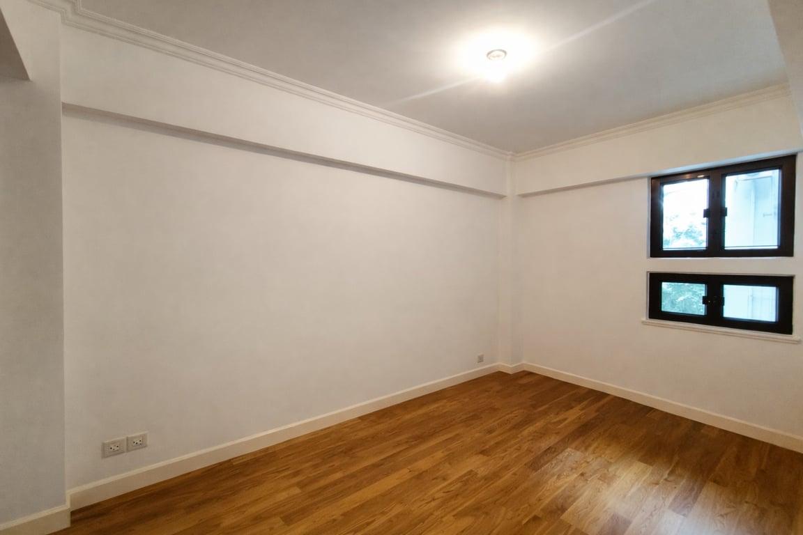 https://img.propertyraptor.com/cdn-cgi/imagedelivery/KD5bF_AFL0JDTbKLWF7z9g/ap8/ap8_001/hornet/prp/img/2d9d6319d93e6a899e53b36a192e7f04-wtm.jpg/public