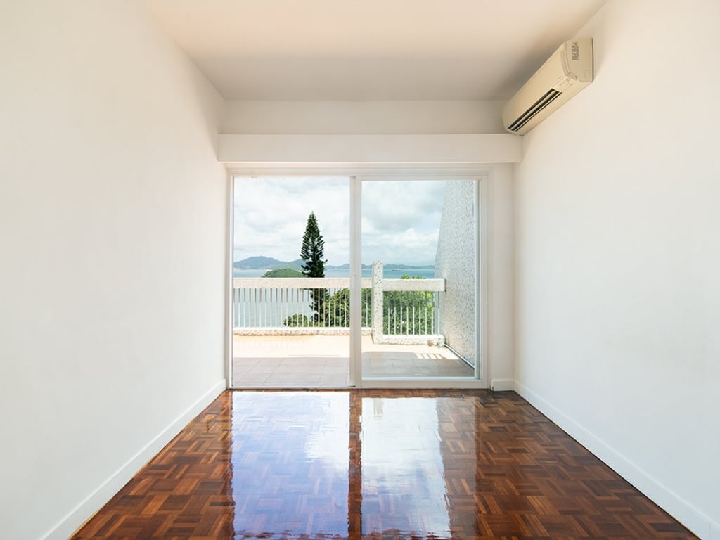 https://img.propertyraptor.com/cdn-cgi/imagedelivery/KD5bF_AFL0JDTbKLWF7z9g/ap8/ap8_001/hornet/prp/img/2dc346b48d51a81d6d4680f26141dd9b.jpg/public