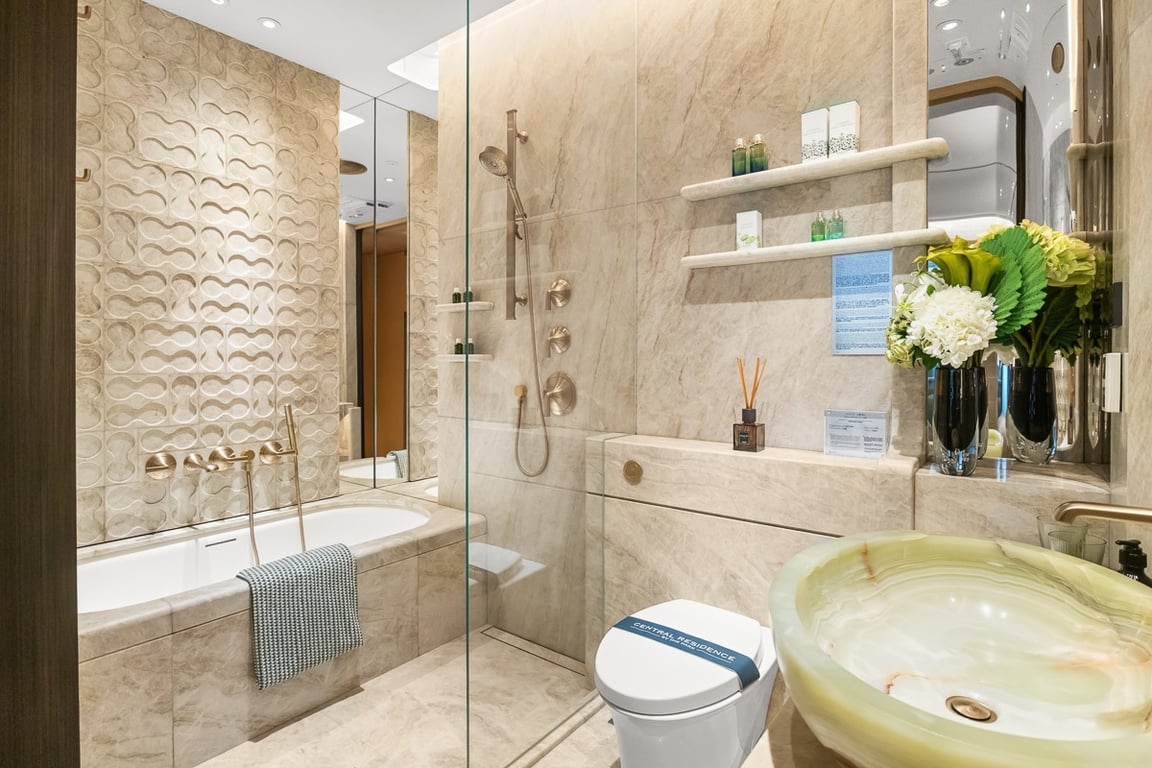 https://img.propertyraptor.com/cdn-cgi/imagedelivery/KD5bF_AFL0JDTbKLWF7z9g/ap8/ap8_001/hornet/prp/img/2e0aa0d3c038c455fa43e99a033fca78-wtm.jpg/public