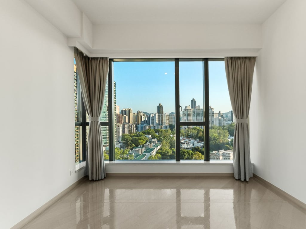 233 Prince Edward Road West