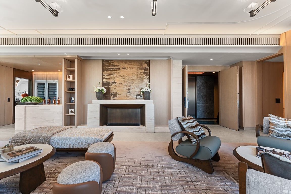 https://img.propertyraptor.com/cdn-cgi/imagedelivery/KD5bF_AFL0JDTbKLWF7z9g/ap8/ap8_001/hornet/prp/img/2e1e857b91c3f91bc5ae3a97ba8c993a-wtm.jpg/public