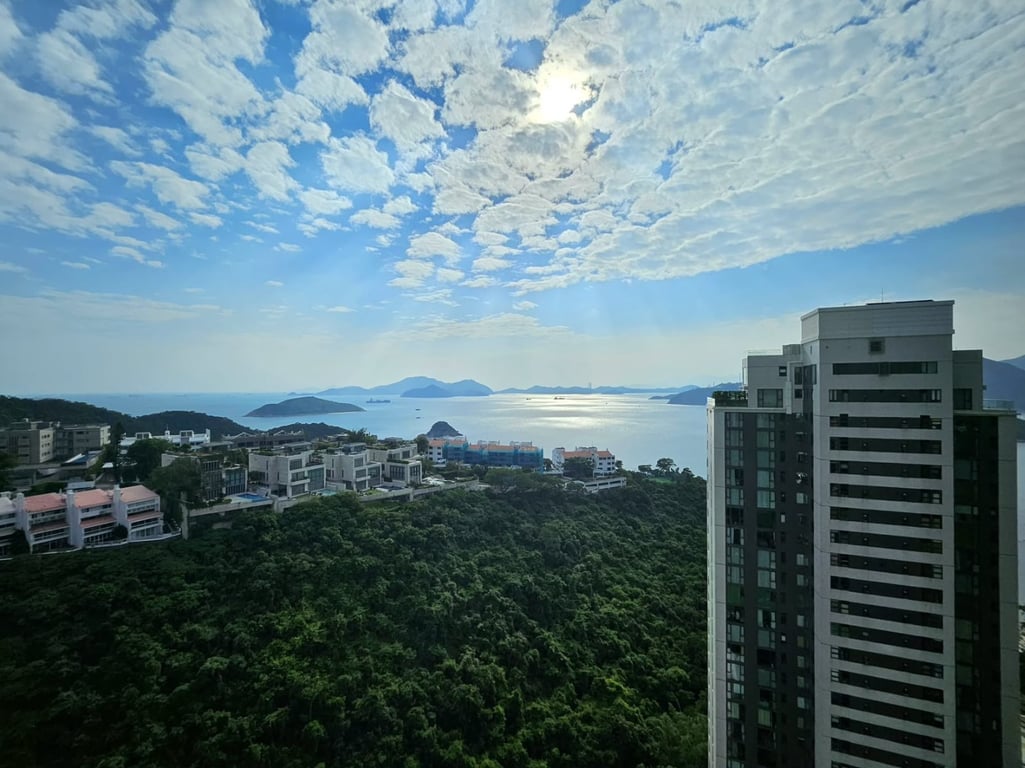 https://img.propertyraptor.com/cdn-cgi/imagedelivery/KD5bF_AFL0JDTbKLWF7z9g/ap8/ap8_001/hornet/prp/img/2e5e4a9aae451639a1f933279004fad6-wtm.jpg/public