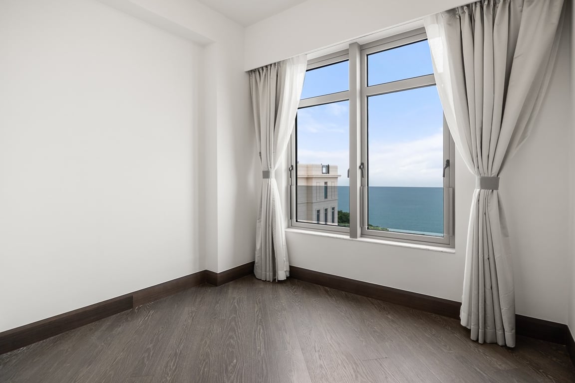 https://img.propertyraptor.com/cdn-cgi/imagedelivery/KD5bF_AFL0JDTbKLWF7z9g/ap8/ap8_001/hornet/prp/img/2e71ee1117855c565c62c3ff3b9e858b-wtm.jpg/public