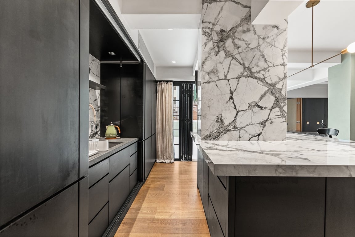 https://img.propertyraptor.com/cdn-cgi/imagedelivery/KD5bF_AFL0JDTbKLWF7z9g/ap8/ap8_001/hornet/prp/img/2e7651b8078c7f0eecadb844a0ff9b14-wtm.jpg/public