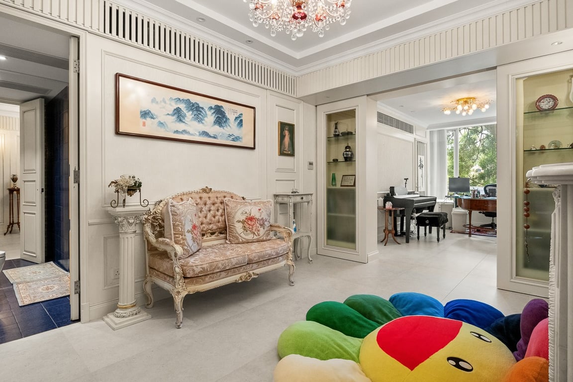 https://img.propertyraptor.com/cdn-cgi/imagedelivery/KD5bF_AFL0JDTbKLWF7z9g/ap8/ap8_001/hornet/prp/img/2f349c95259df9f45c8dd9e4fe8e055c-wtm.jpg/public